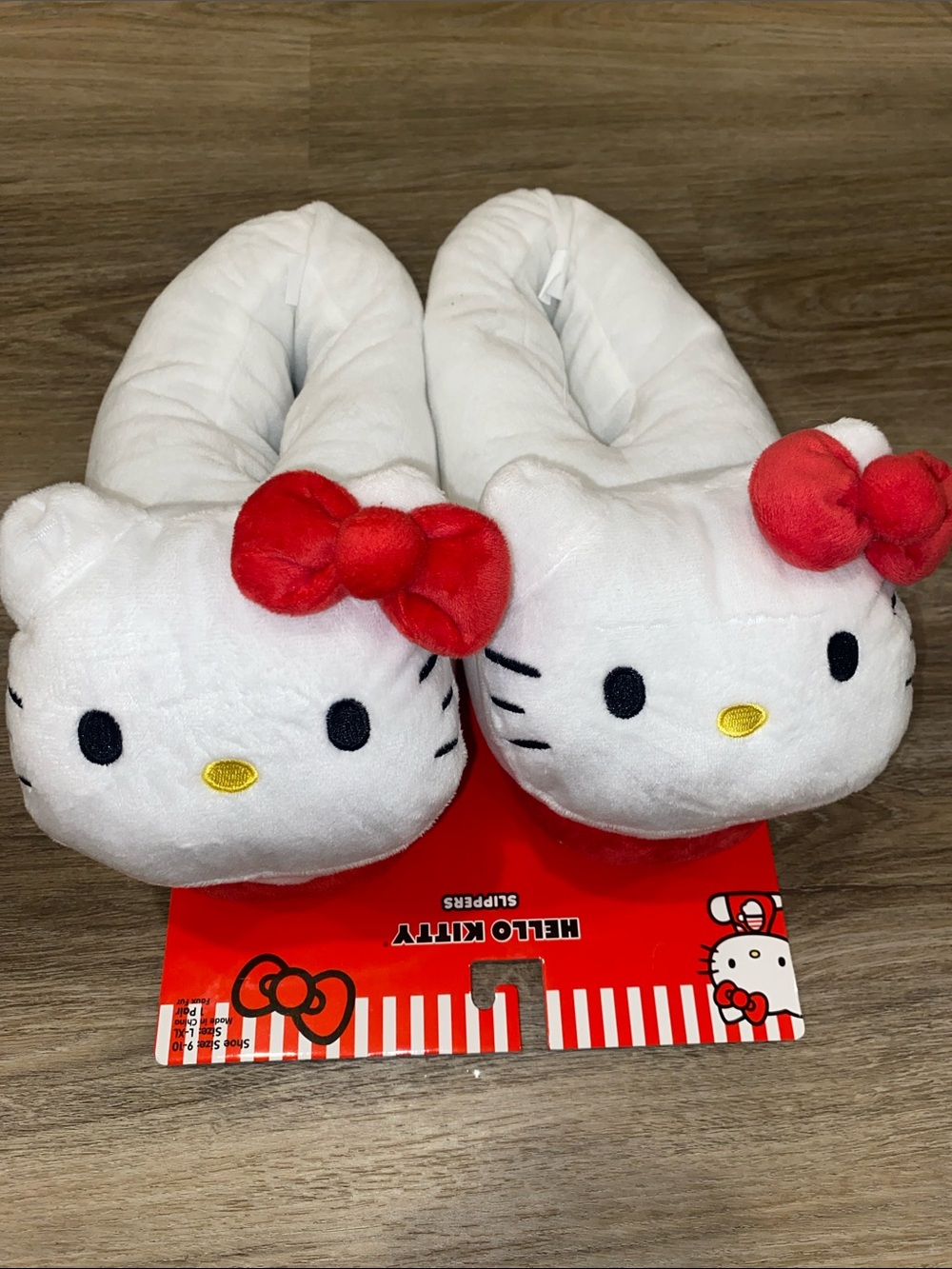 Hello Kitty White Plush Slippers with Red Bows
